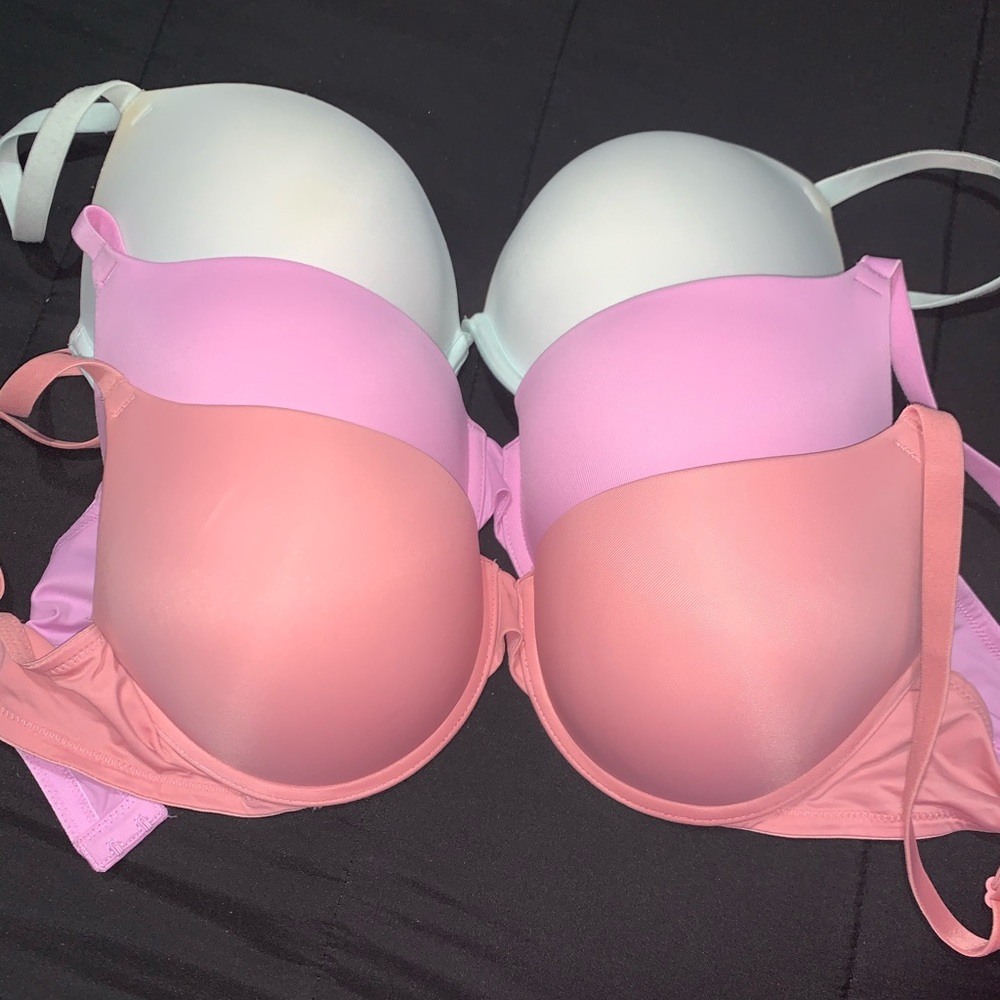 34D PINK Everywhere push-up